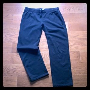 Ugg Women’s black XL fuzzy lined pants